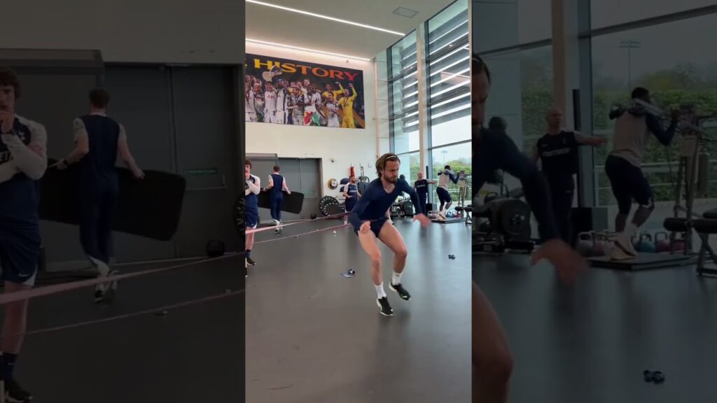 EL CAMBIO SORPRENDENTE en la piernas de James Maddison (via Madders) #shorts