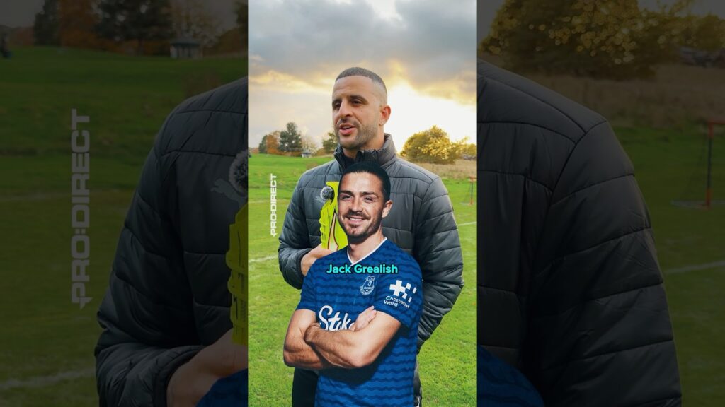 Big shouts in Kyle Walker’s ultimate footballer 😮‍💨 #footballer #footballshorts #messi #football