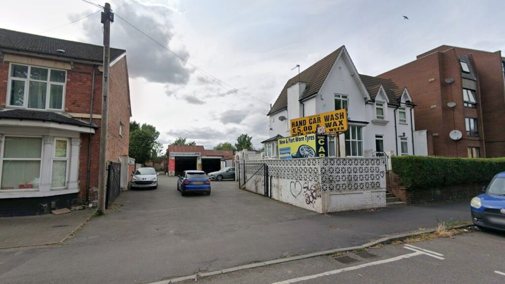 New flats could replace eyesore car wash near Wolverhampton's Molineux