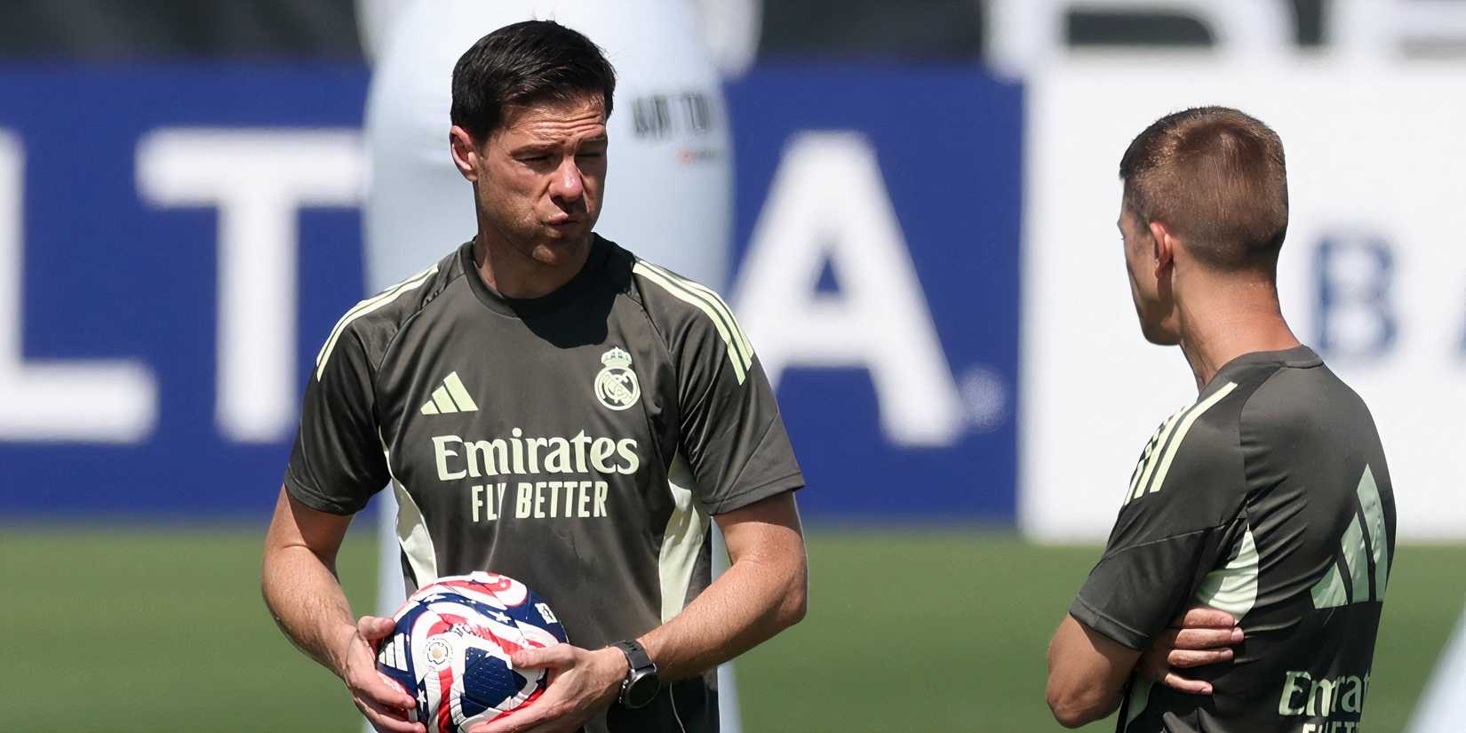 Xabi Alonso real madrid training 