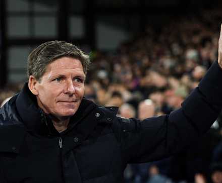 Crystal Palace manager Oliver Glasner before the match