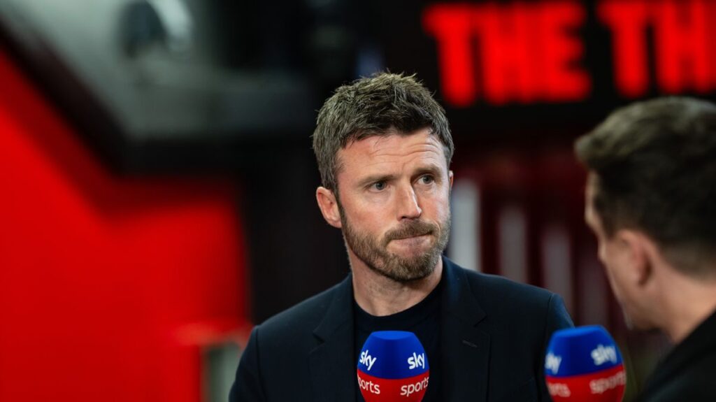 Roy Keane and Gary Neville agree on Michael Carrick amid Man United next job uncertainty