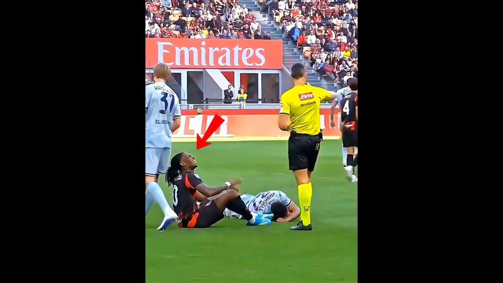 When Rafael Leao stopped smilling 😬