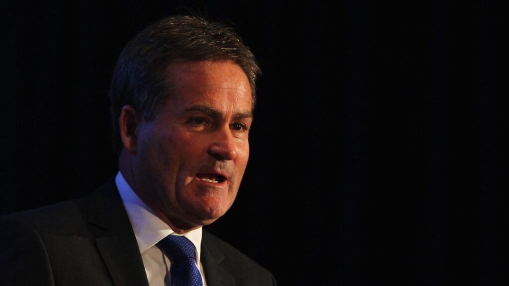 Richard Keys rages over Man City vs Arsenal referee decision with message to Howard Webb