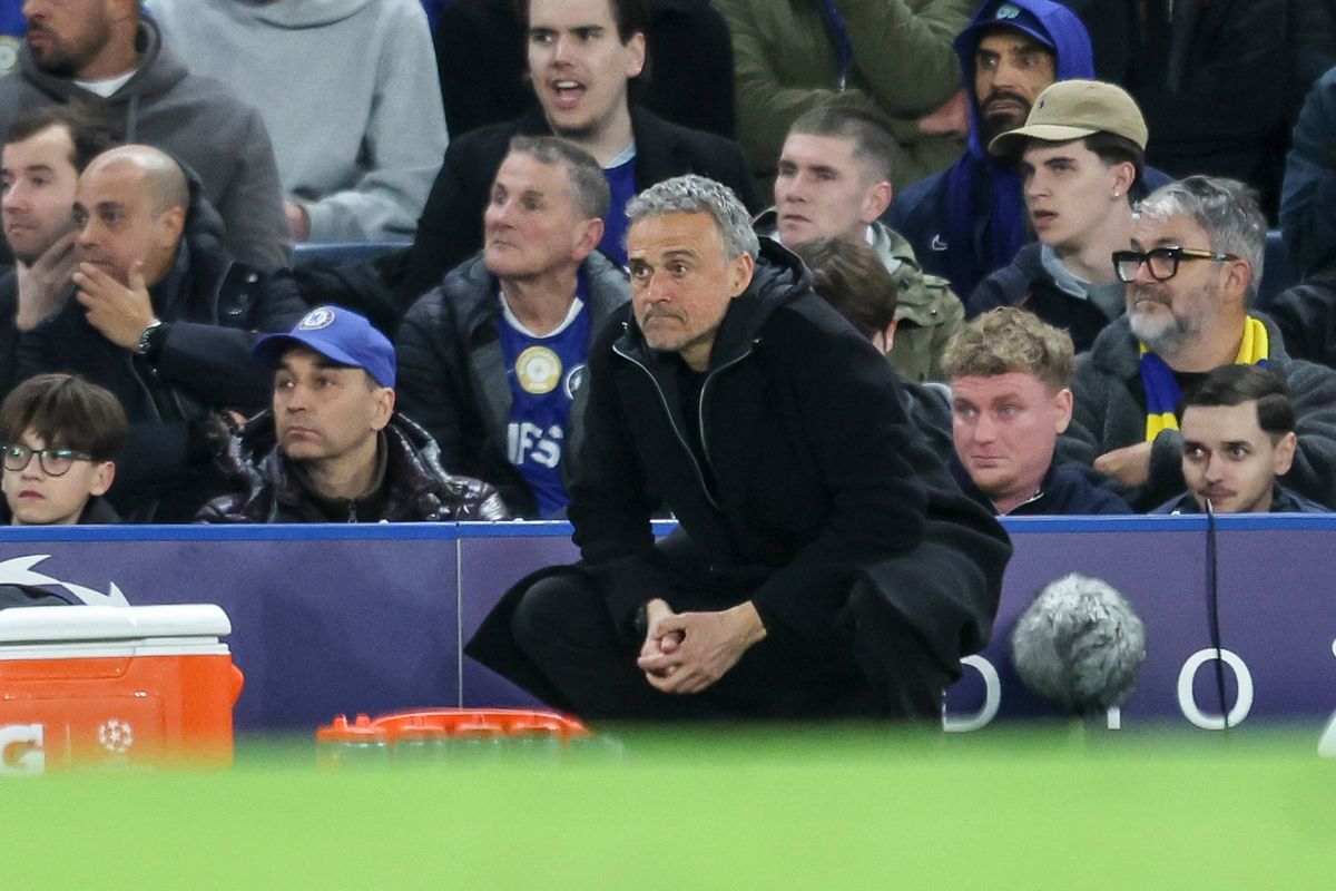 LONDON, ENGLAND - MARCH 17: Head Coach Luis Enrique of Paris Saint-Germain during the UEFA Champions League 2025/26 Round of 16 Second Leg match between Chelsea FC and Paris Saint-Germain FC at Stamford Bridge on March 17, 2026 in London, England. (Photo by Robin Jones/Getty Images)