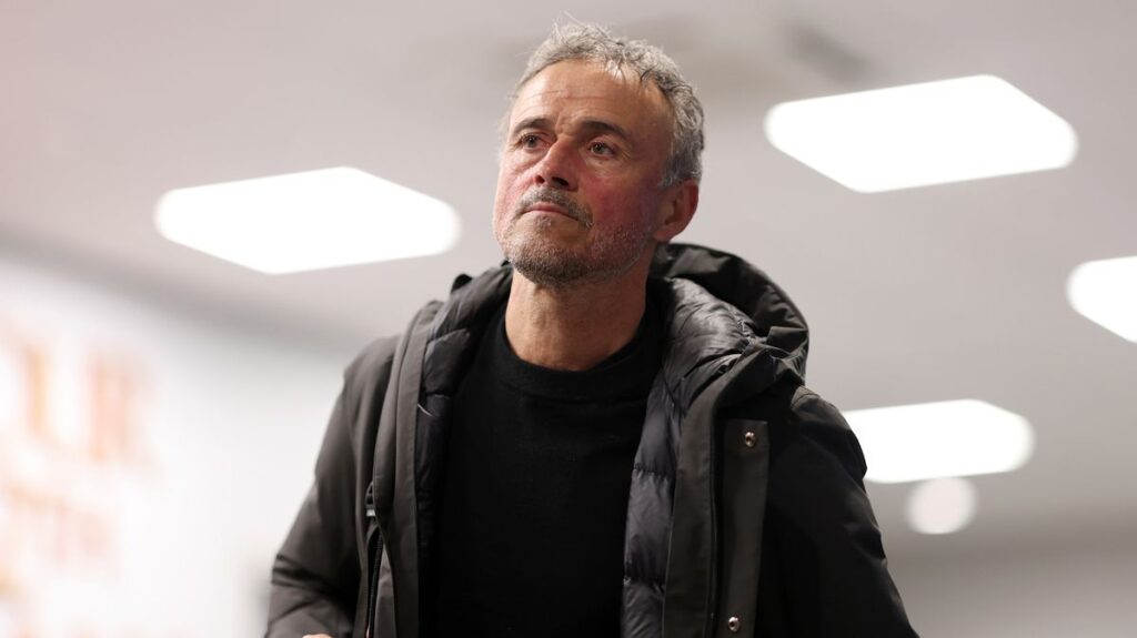 Man Utd learn Luis Enrique truth amid Andoni Iraola offer and Michael Carrick dilemma