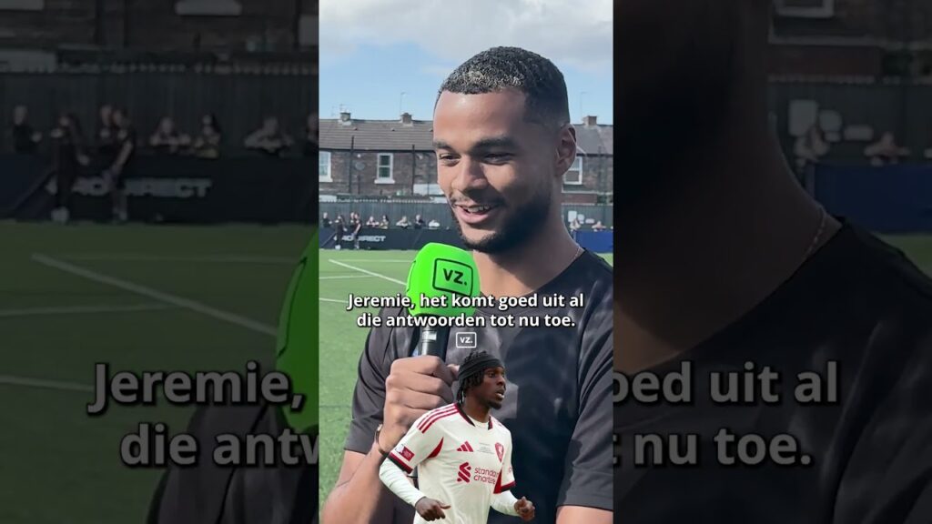 Cody Gakpo rate zijn nieuwe teamgenoten tijdens Puma-event 🫶⚽️👀