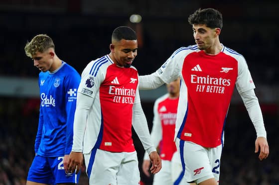 Artikelbild:Report: Arsenal eyeing huge move to sign former Manchester City star