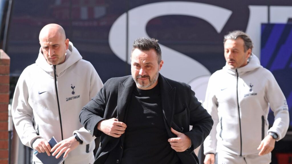 Roberto De Zerbi makes Tottenham fans offer after bus confusion and reacts to Crystal Palace night out