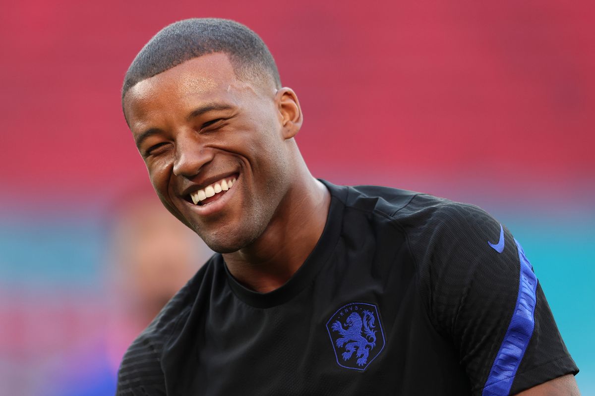 Georginio Wijnaldum reacts