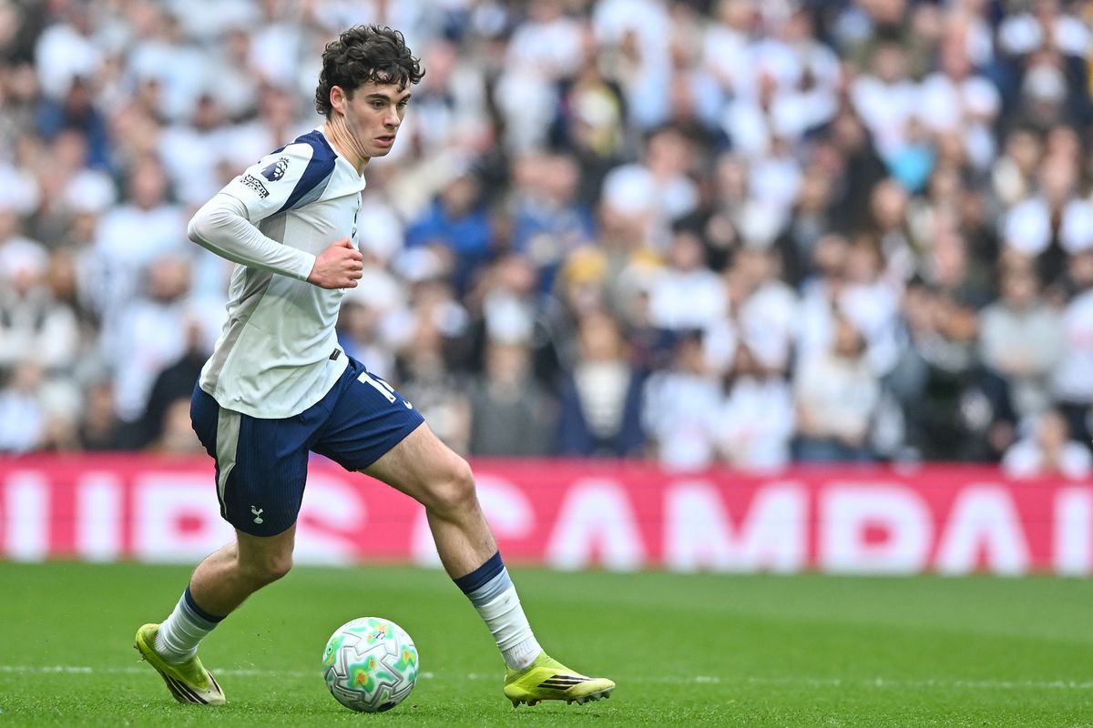 LONDON, ENGLAND - MARCH 22: Archie Gray of Tottenham Hotspur in action during the Premier League match between Tottenham Hotspur and Nottingham Forest at Tottenham Hotspur Stadium on March 22, 2026 in London, England. (Photo by Vince Mignott/MB Media/Getty Images)