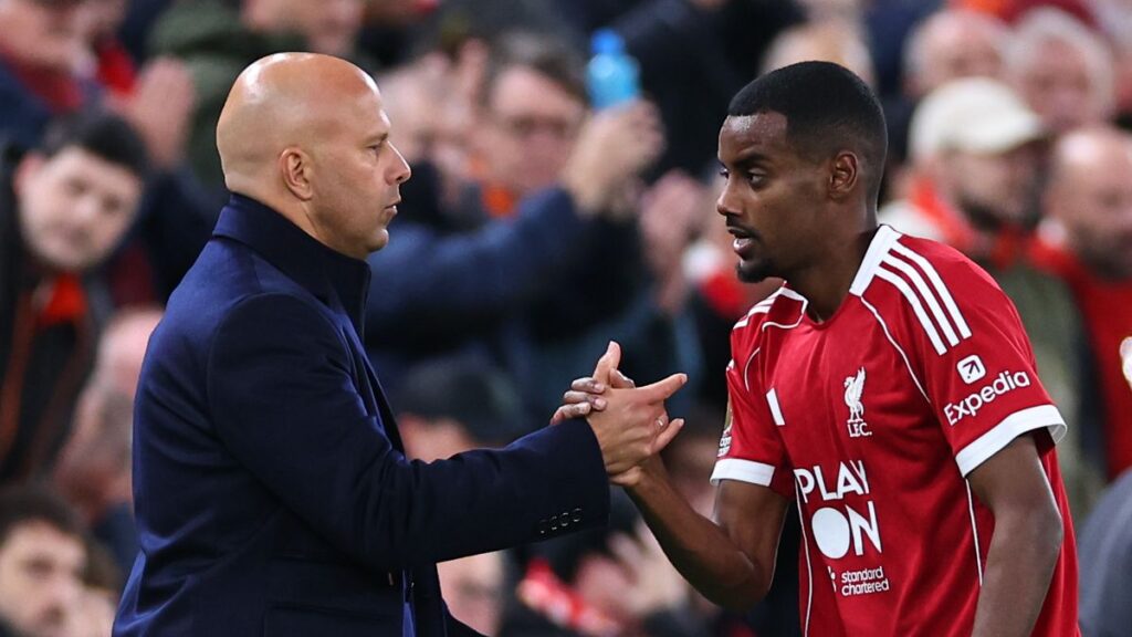 Arne Slot must unleash Liverpool wildcard after Alexander Isak decision and Hugo Ekitike blow