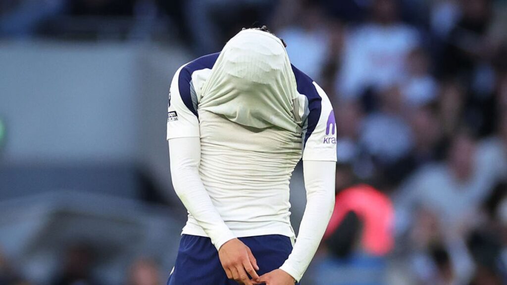 What Pedro Porro and Xavi Simons did moments after Tottenham's Brighton heartbreak