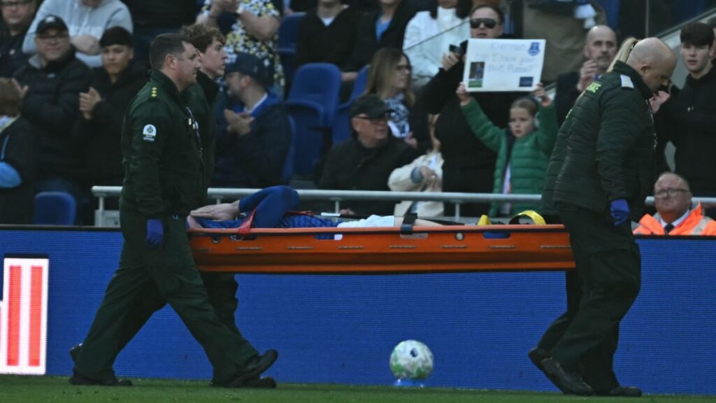 Everton star in tears after suffering injury blow in derby with Liverpool