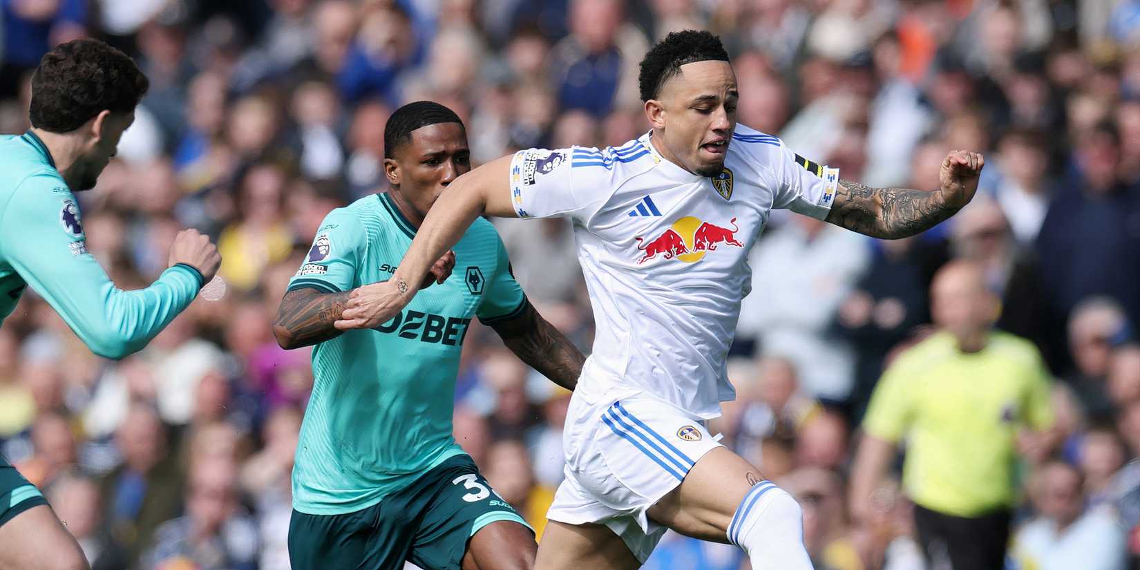 tchatchoua-wolves-okafor-leeds