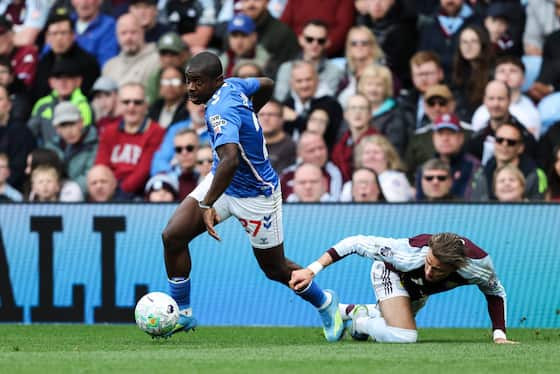 Artikelbild:Manchester United lead race for Premier League destroyer