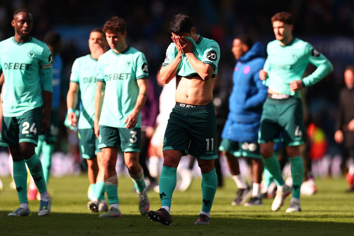 LEEDS, ENGLAND - APRIL 18: A dejected Hwang Hee-Chan of Wolverhampton Wanderers after the 3-0 loss during the Premier League match between Leeds United and Wolverhampton Wanderers at Elland Road on April 18, 2026 in Leeds, England. (Photo by Shaun Brooks - CameraSport via Getty Images)
