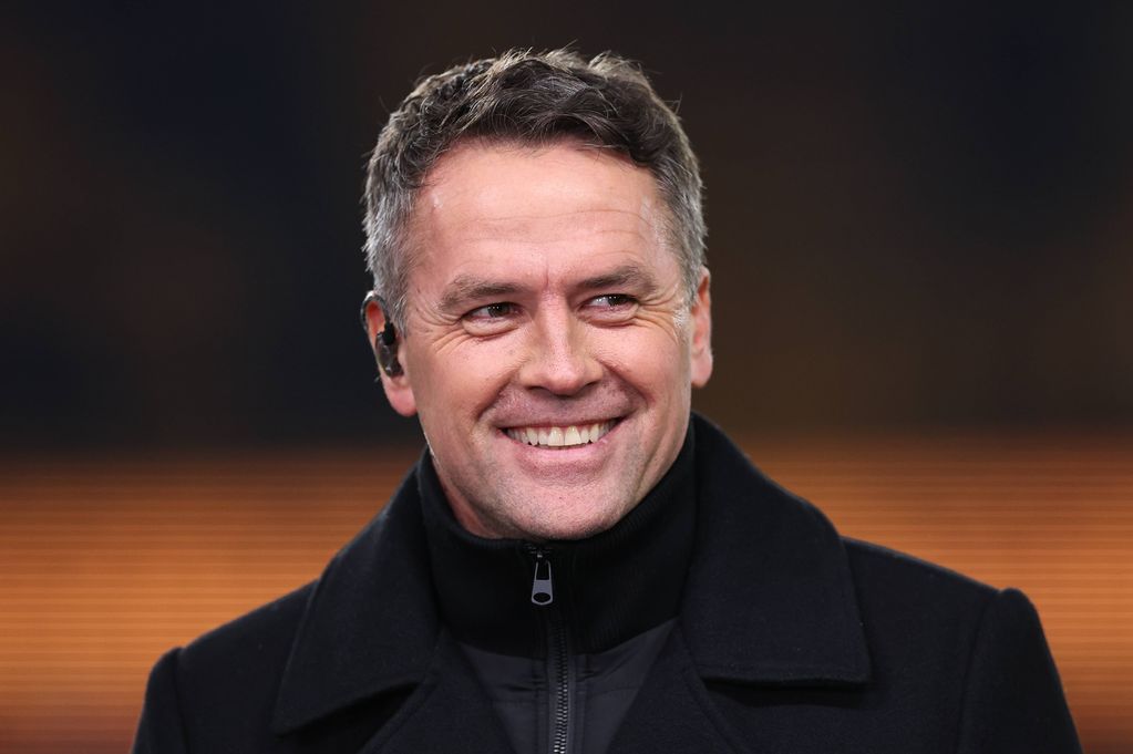 Michael Owen believes Everton will secure a top-six finish