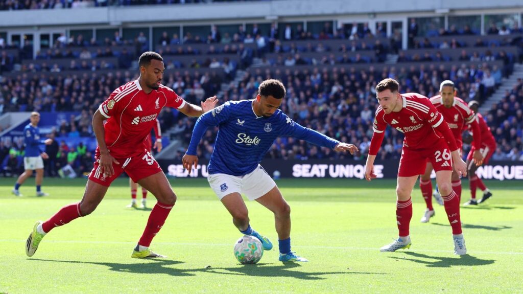 Danny Murphy names unsung Liverpool hero in Everton win after Virgil van Dijk winner