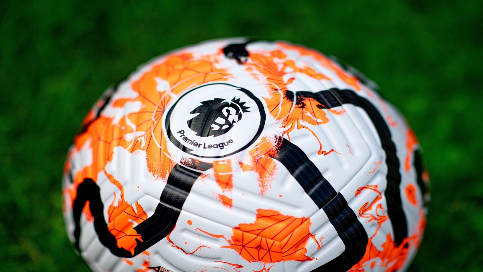 Chelsea vs Man United Premier League Free Bets: 60/1 on Chelsea or 50/1 on Man United to win