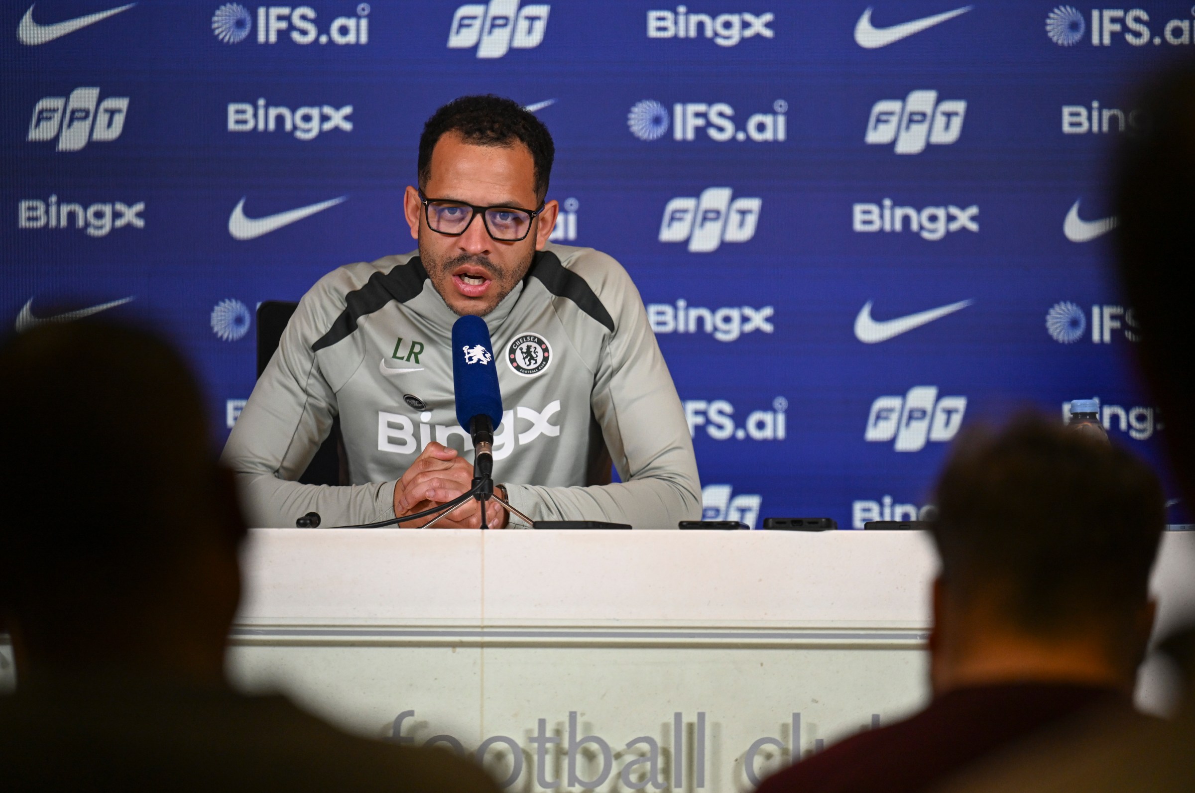 How should Chelsea line up against Manchester United to break out of this losing streak?