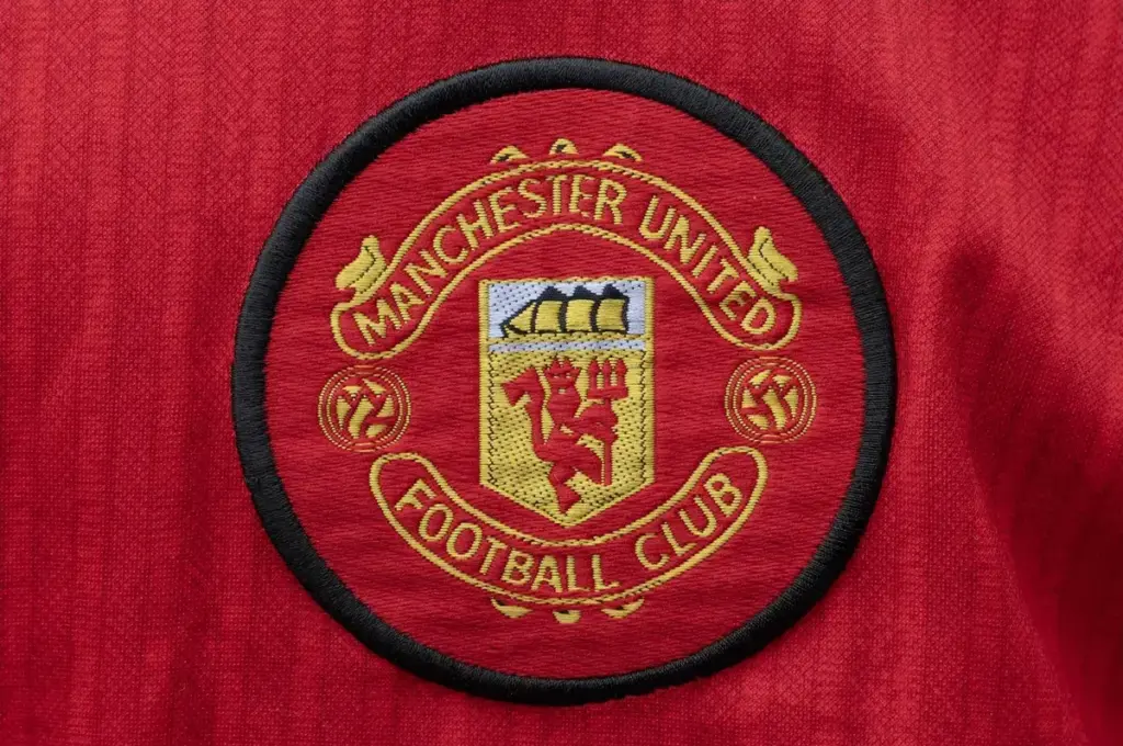 Adidas officially launch new Manchester United away kit