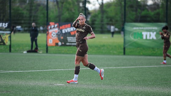 Imagem do artigo:Sport London e Benfica 0 Brentford Women 10: Cheatley and Phillips hat-tricks as Bees hit double figures