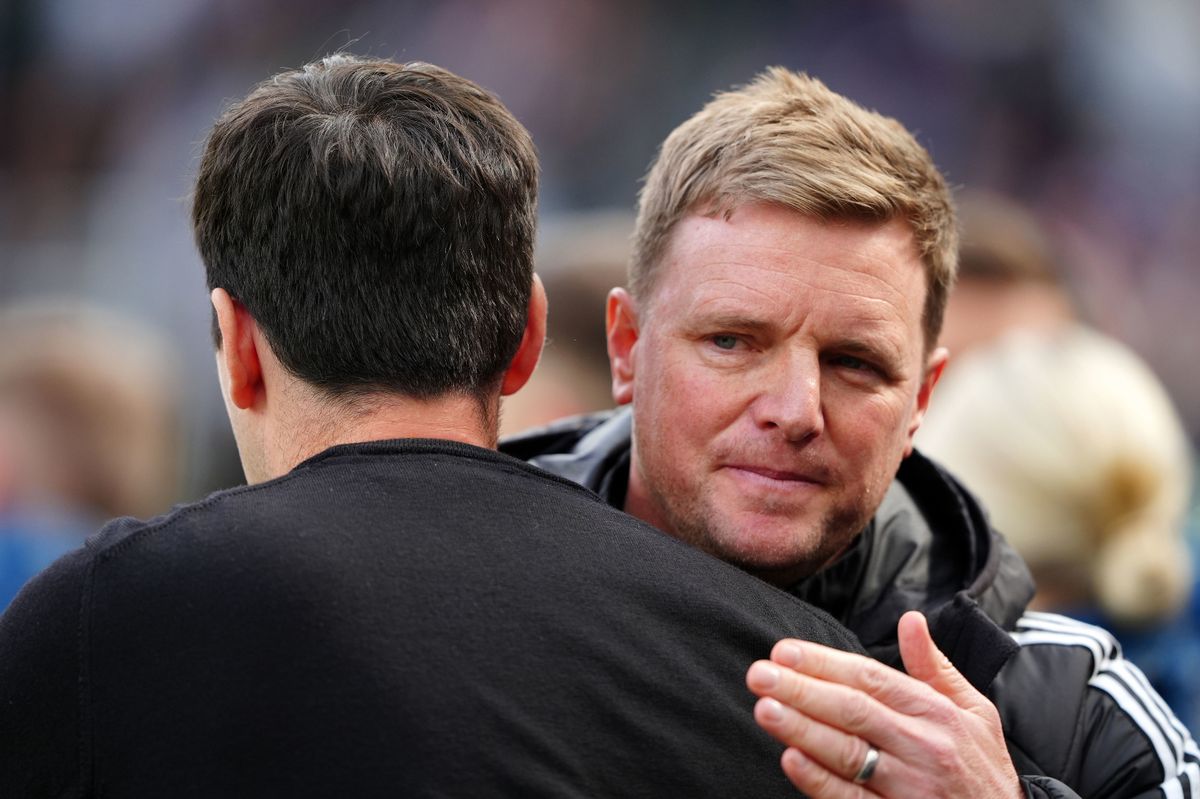 Newcastle United head coach Eddie Howe and Bournemouth's Andoni Iraola