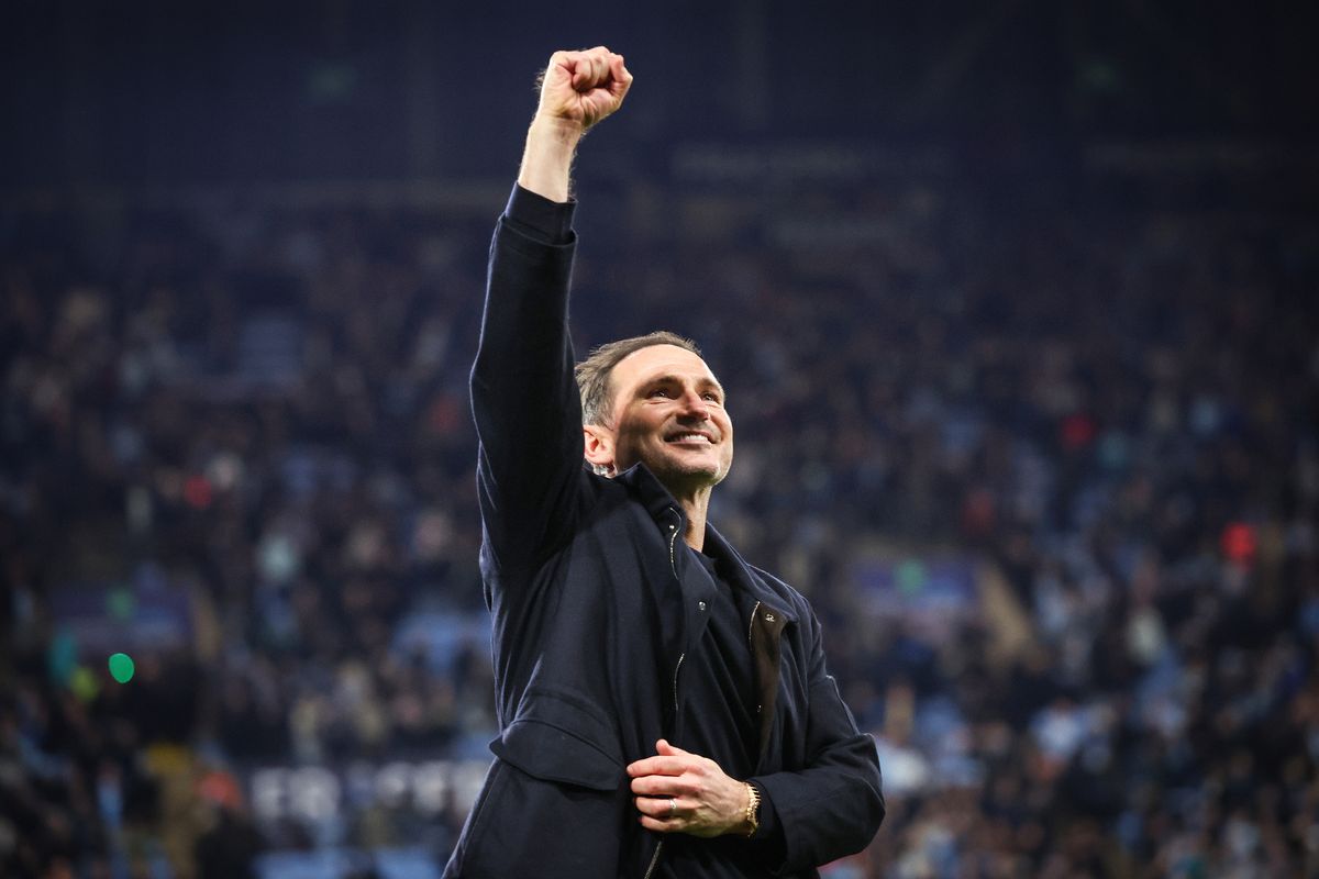 Frank Lampard punches the air as he celebrates winning promotion and the Championship title after the Sky Bet Championship match between Coventry City and Portsmouth at The Coventry Building Society Arena on April 21, 2026 in Coventry, England. (Photo by Marc Atkins/Getty Images)