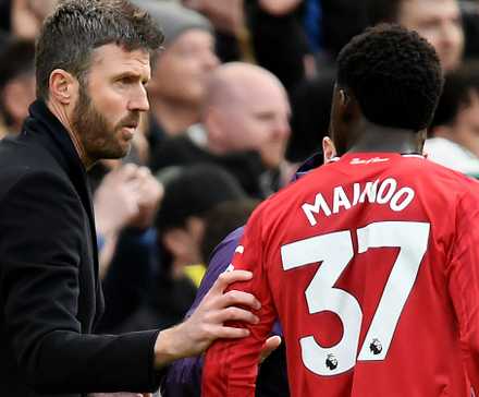 kobbie-mainoo-man-united-carrick