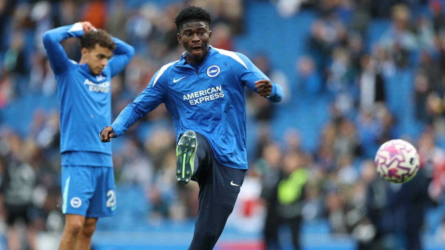 Man Utd seriously considering move for £80m star