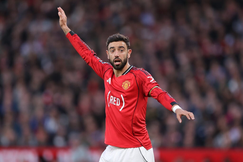Bruno Fernandes appeals for Manchester United.