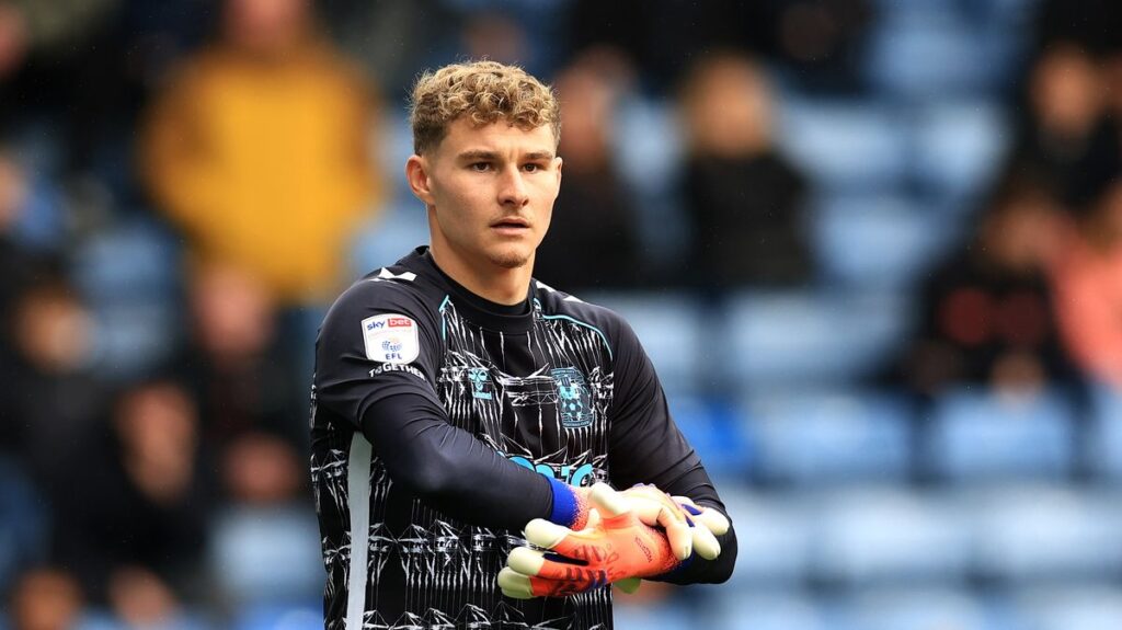 Frank Lampard's Coventry beat Premier League rivals to first signing after promotion