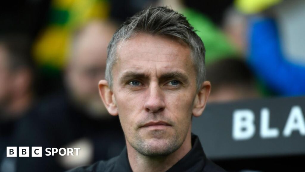 Kieran McKenna: Ipswich replaced substitute Nunez to 'protect derby win'