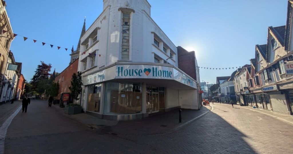 Lloyds Bank to open in former H&M in Ipswich town centre