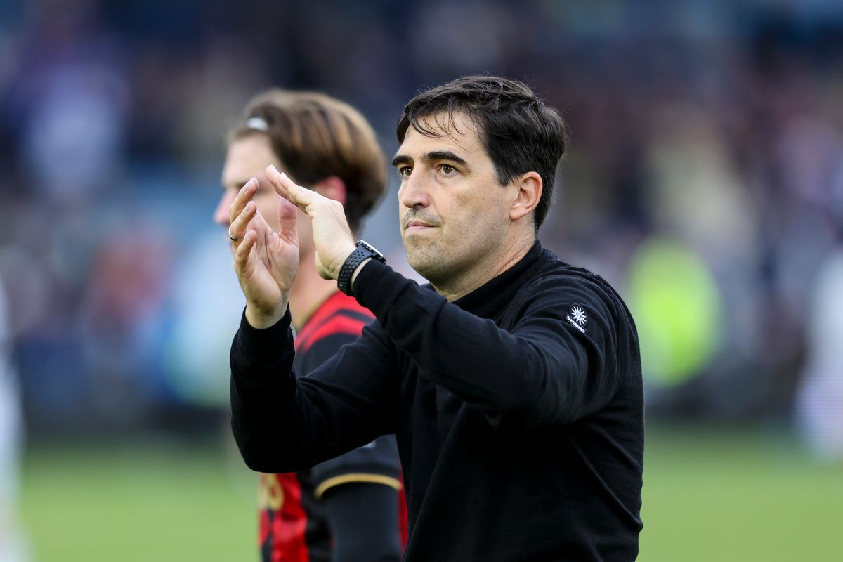 Head Coach Andoni Iraola of Bournemouth after his sides 2-2 draw during the Premier League match between Leeds United and Bournemouth at Elland Road