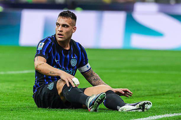Lautaro’s injury is a huge blow before a tough game vs Como. But excuses are over, everyone must give 200%. If Thuram, Barella and Hakan keep their Roma form, we’ll be fine. I trust Pio to step up, Bonny looked good too. I trust the team, they won’t let us down.