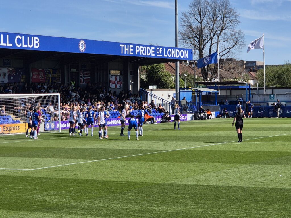 Buurman Rocket Sends Chelsea to FA Cup Semi-Final