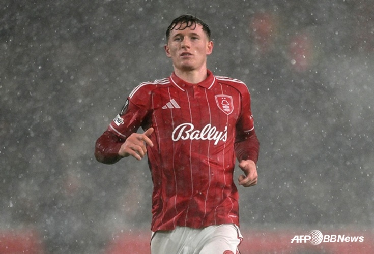 Nottingham Forest Midfielder Allyot Anderson. /AFPBBNews=News1