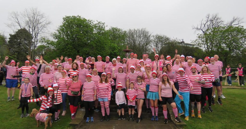 Hundreds gather in Poole Park to celebrate parkrun with a 5k