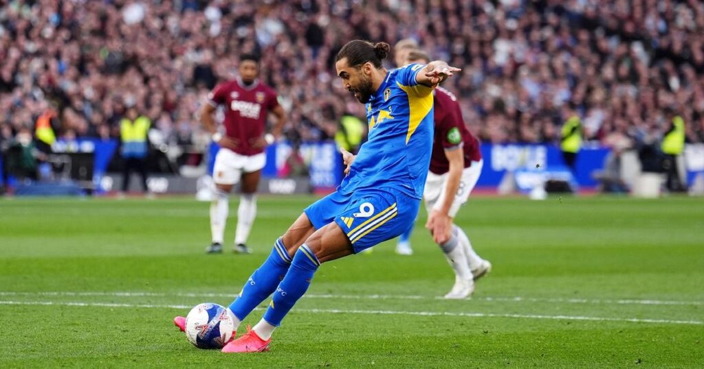 Leeds United recover against West Ham to reach FA Cup semi