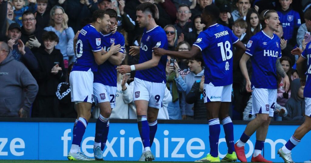 Ipswich Town 2-1 Birmingham City - Best pictures