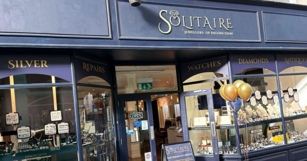Solitaire Jewellers opens its doors in Bournemouth arcade