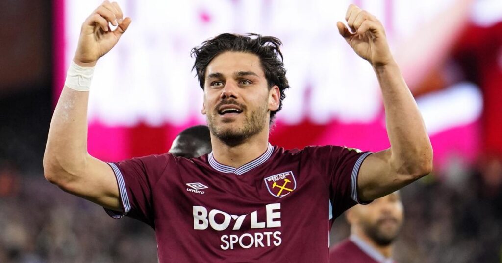 West Ham thrash Wolves 4-0 at home in the Premier League