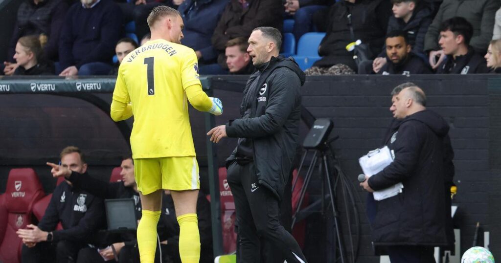 Fabian Hurzeler gives his Brighton coaches instruction