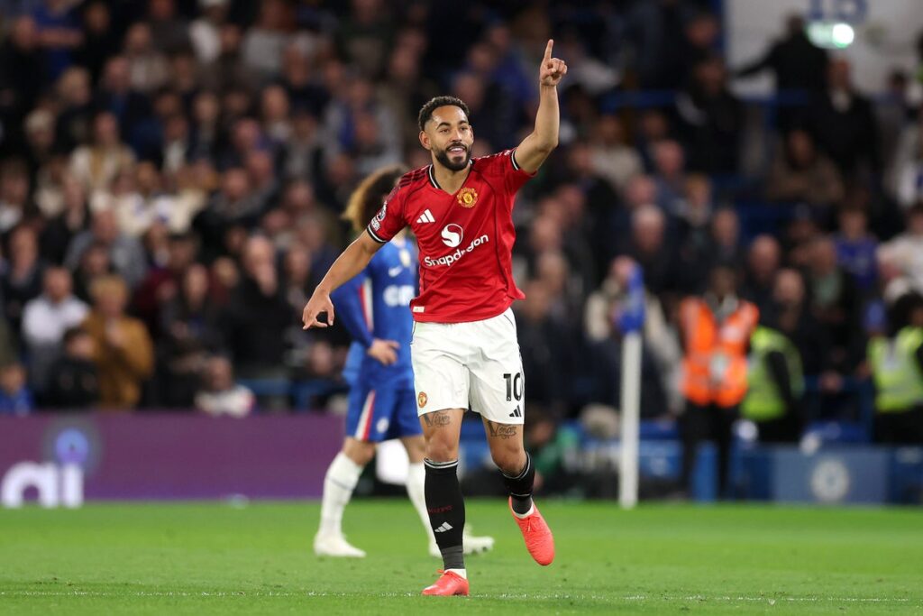 Chelsea vs Manchester United LIVE: Result and reaction from crucial Premier League clash