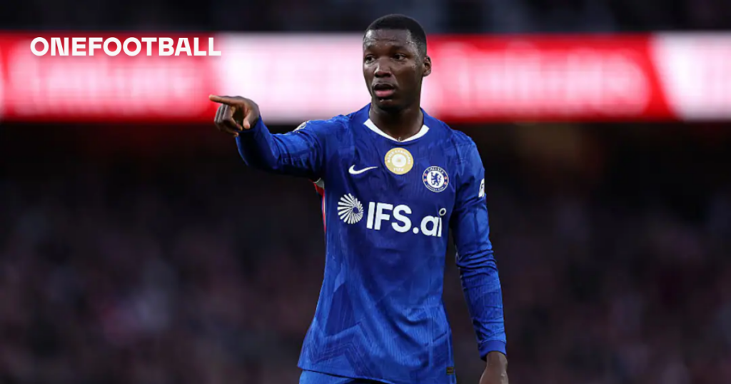 ‘I believe in this team’ – Caicedo signs new Chelsea deal until 2033