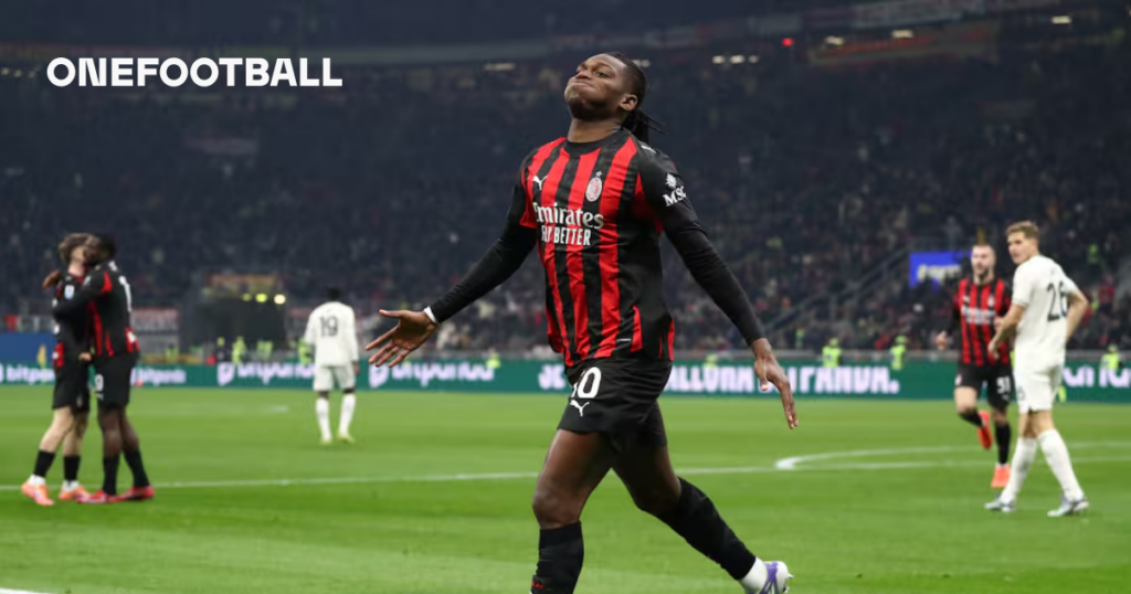 Manchester United send scouts to Milan vs. Juventus for Rafael Leao