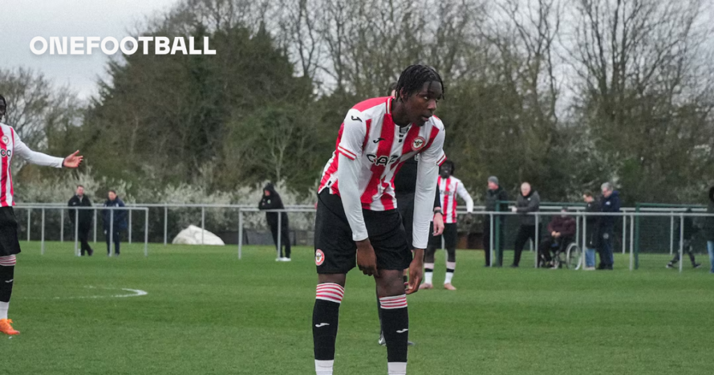 Colchester U18s 2 Brentford U18s 3: Bees edge five-goal PDL thriller as Bansoodeb, Bobb-Semple and Ogungbemi strike Colchester U18s 2 Brentford U18s 3: Bees edge five-goal PDL thriller as Bansoodeb, Bobb-Semple and Ogungbemi strike