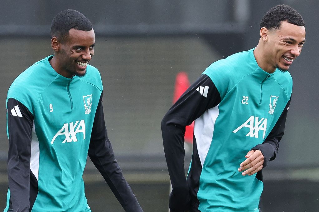 Alexander Isak and Hugo Ekitike during Liverpool training
